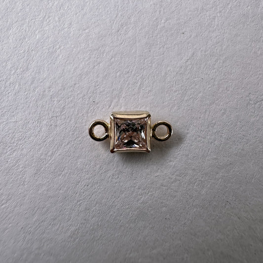 Square CZ Connector