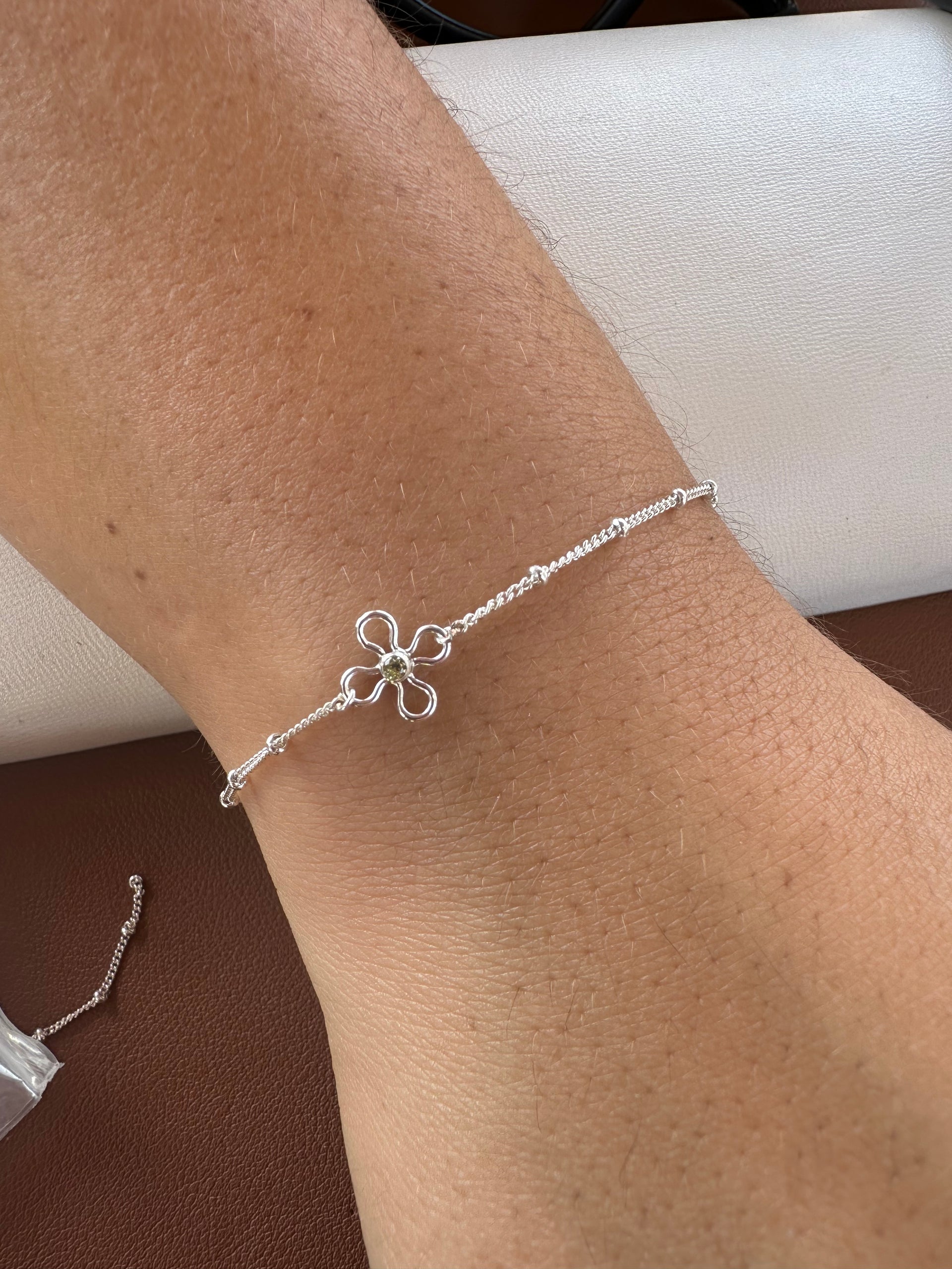 Flower CZ Connector