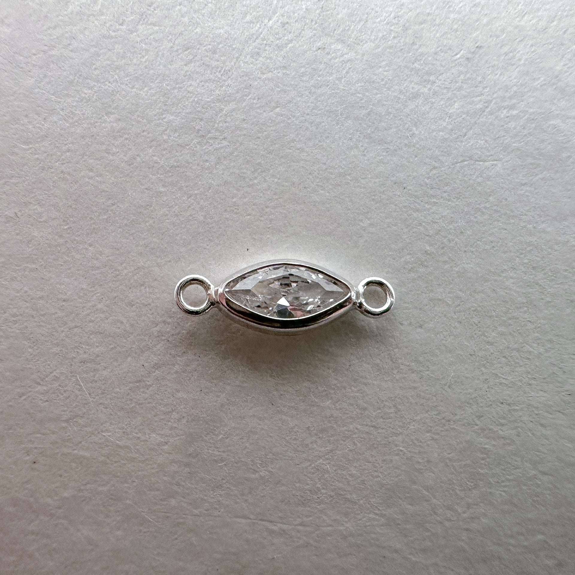 Marquise CZ Connector