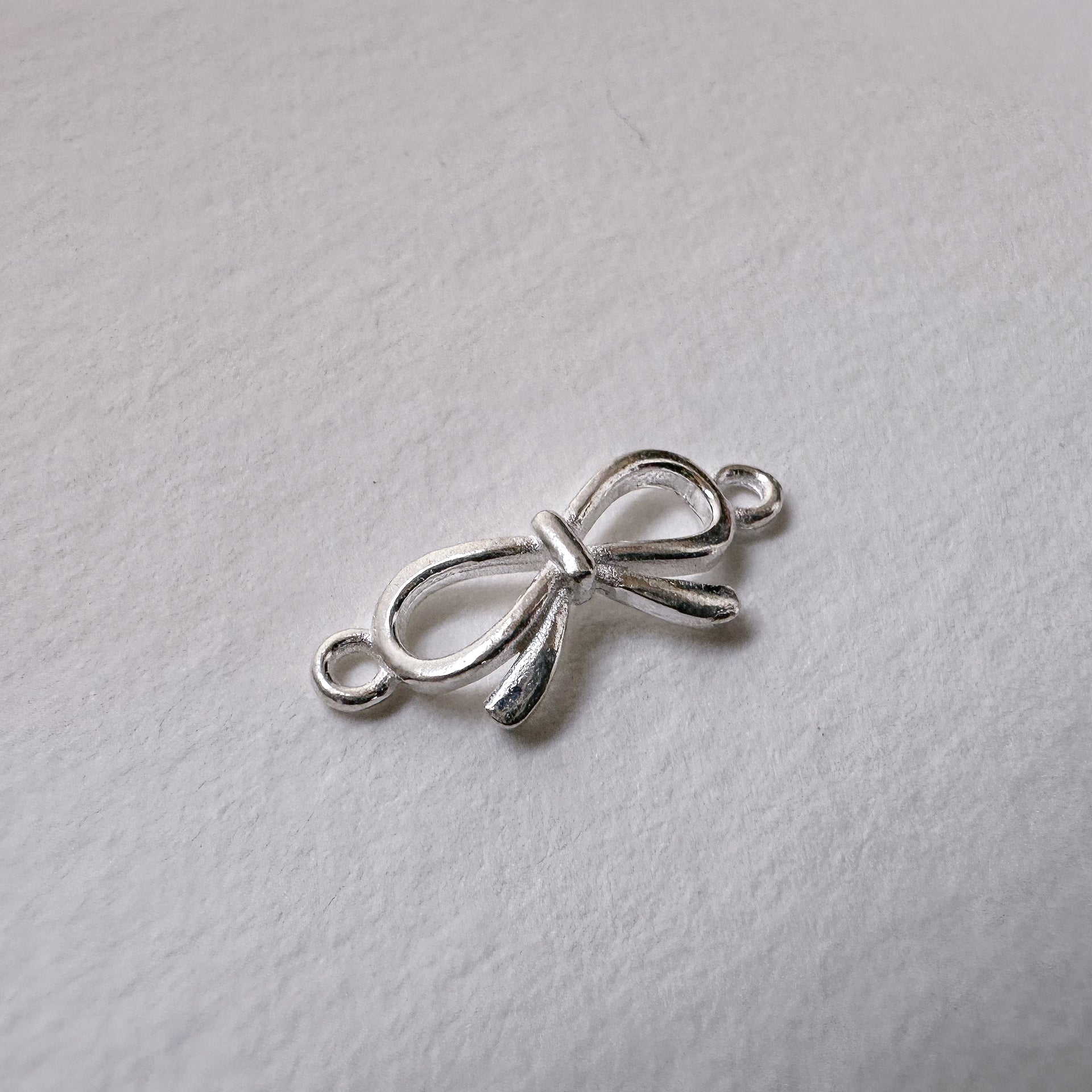 Bow Connector